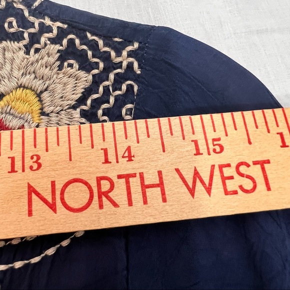 Johnny Was Peyton Blouse Women's S Colorful Embroidered Blue Rayon Boho V-neck - Picture 9 of 11